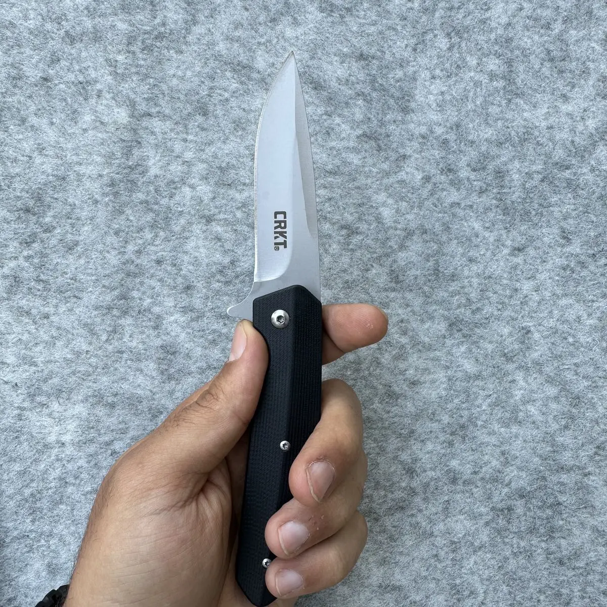 چاقو تاشو Crkt مدل 6920 با تیغه Clip Point، دسته G-10 و قفل Liner Lock